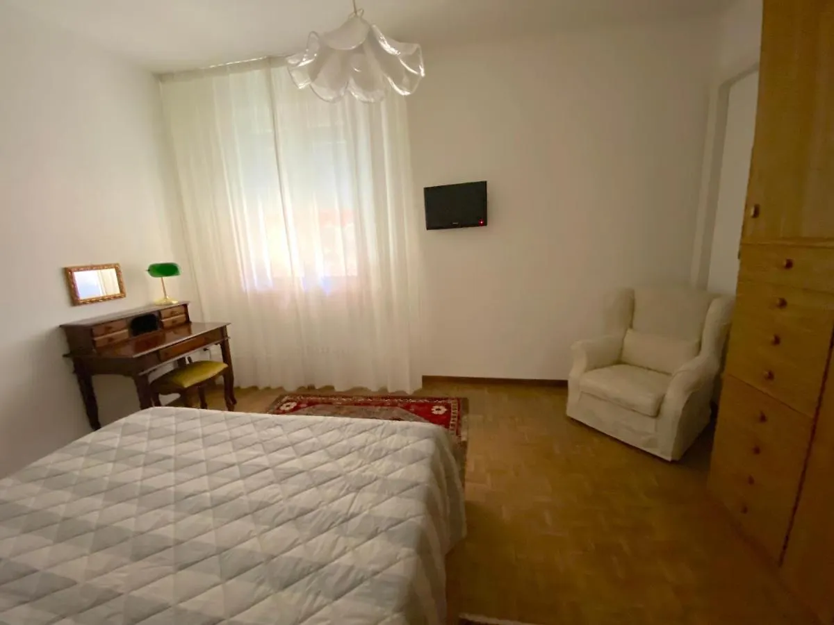 Rene House Apartment Ferrara 0*,  Italy