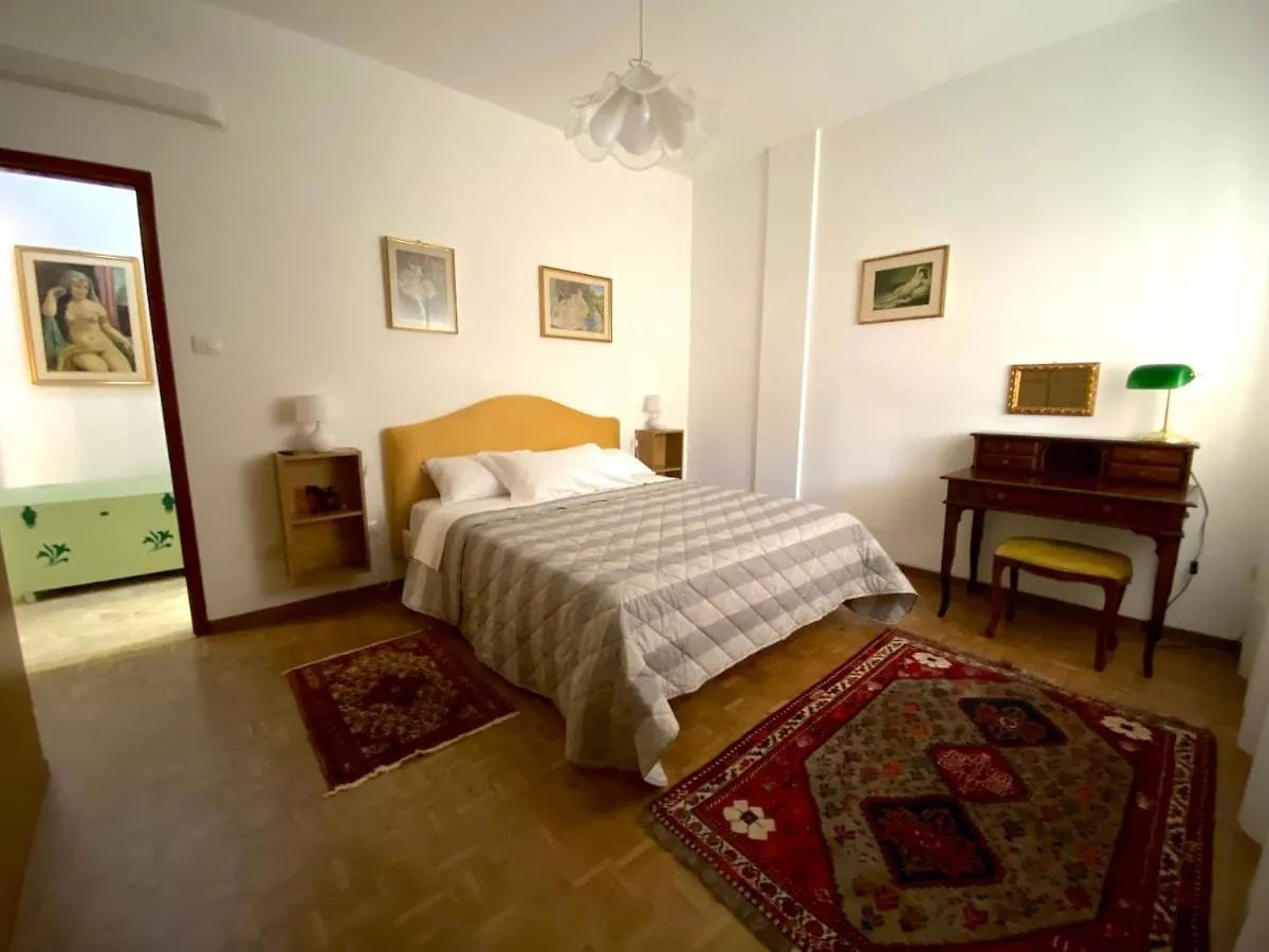 Rene House Apartment Ferrara Italy