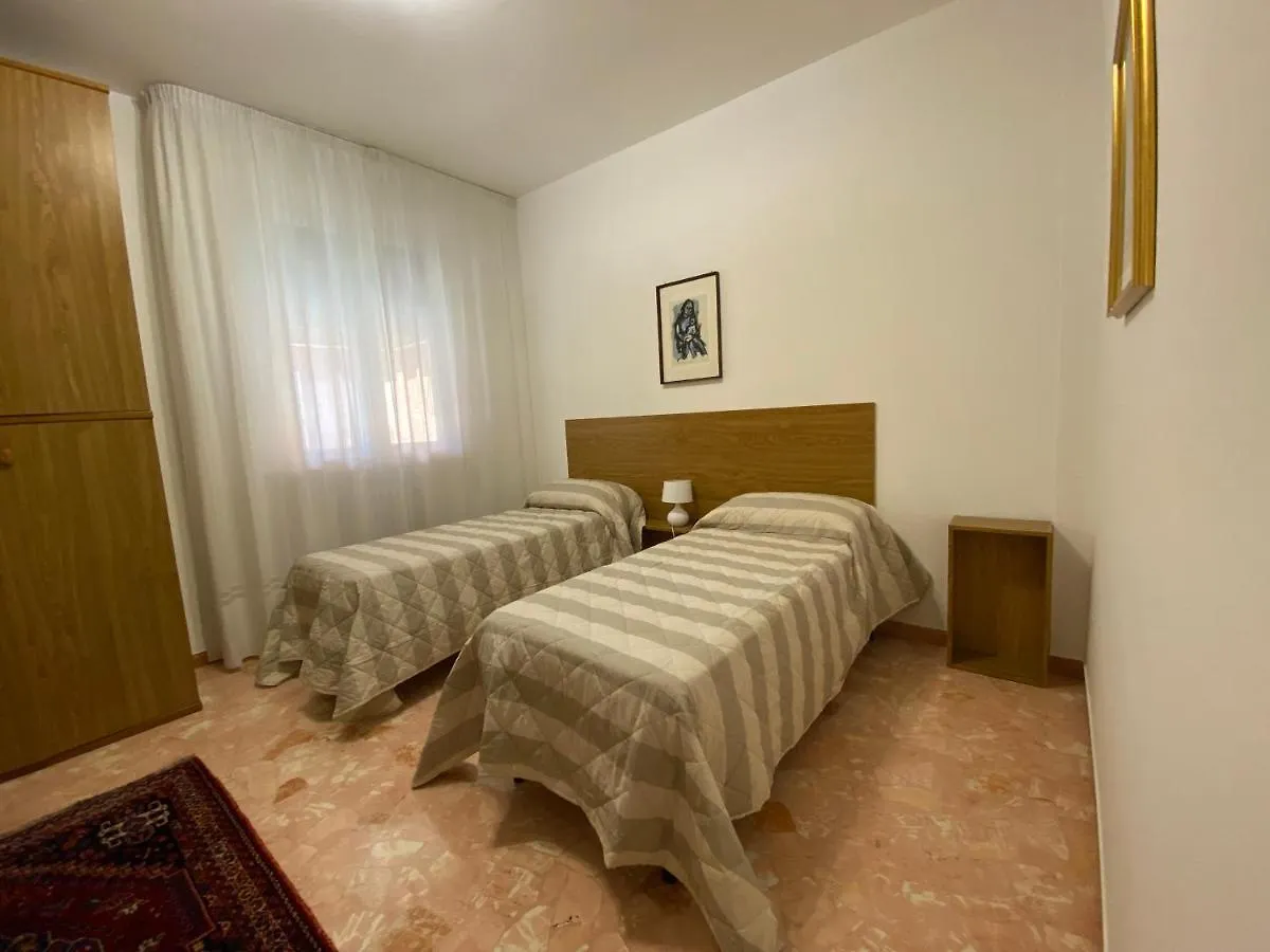 Rene House Apartment Ferrara 0*,