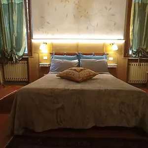 Magnolia Garden Apartment